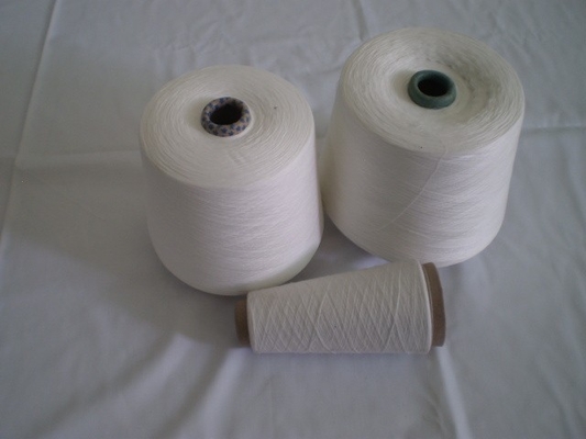 Fio branco cru para fazer malha